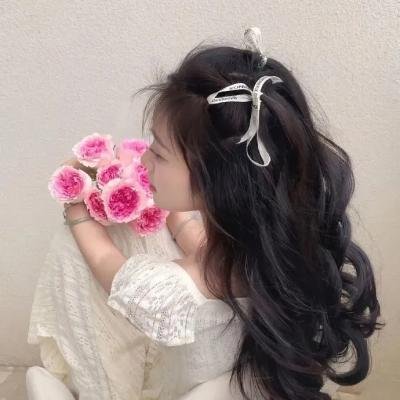 青青河畔草